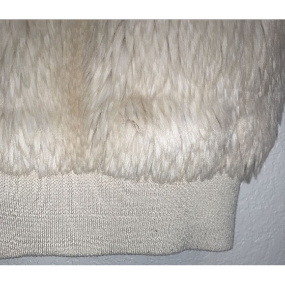 H&M Divided Faux Fur Beige Vest size 8 - Picture 6 of 10